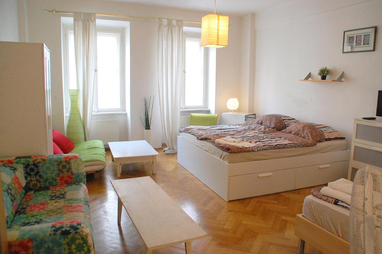 Melantrichova Apartment Praga Esterno foto
