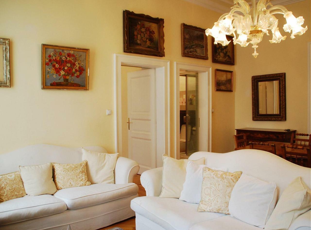 Melantrichova Apartment Praga Esterno foto