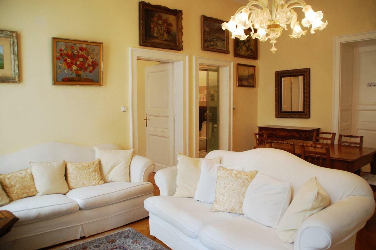 Melantrichova Apartment Praga Esterno foto
